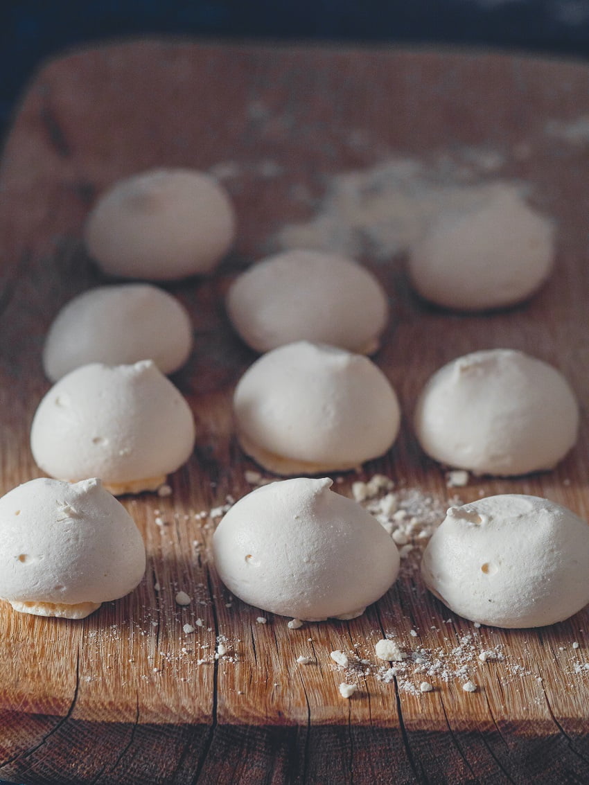 How to make aquafaba meringues! #vegan #vegetarian