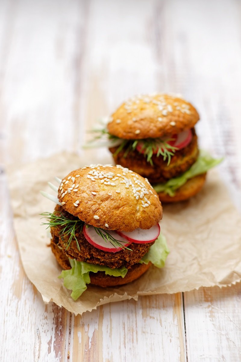 Easy Crispy Sweet Potato Falafel Burger Recipe #vegan 