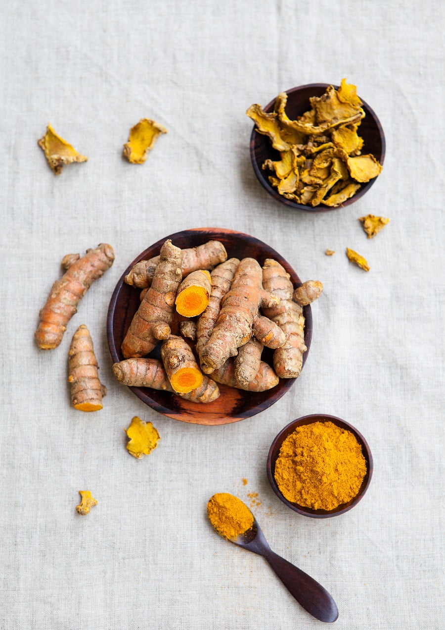 Health Benefits of Turmeric + 4 Recipes 