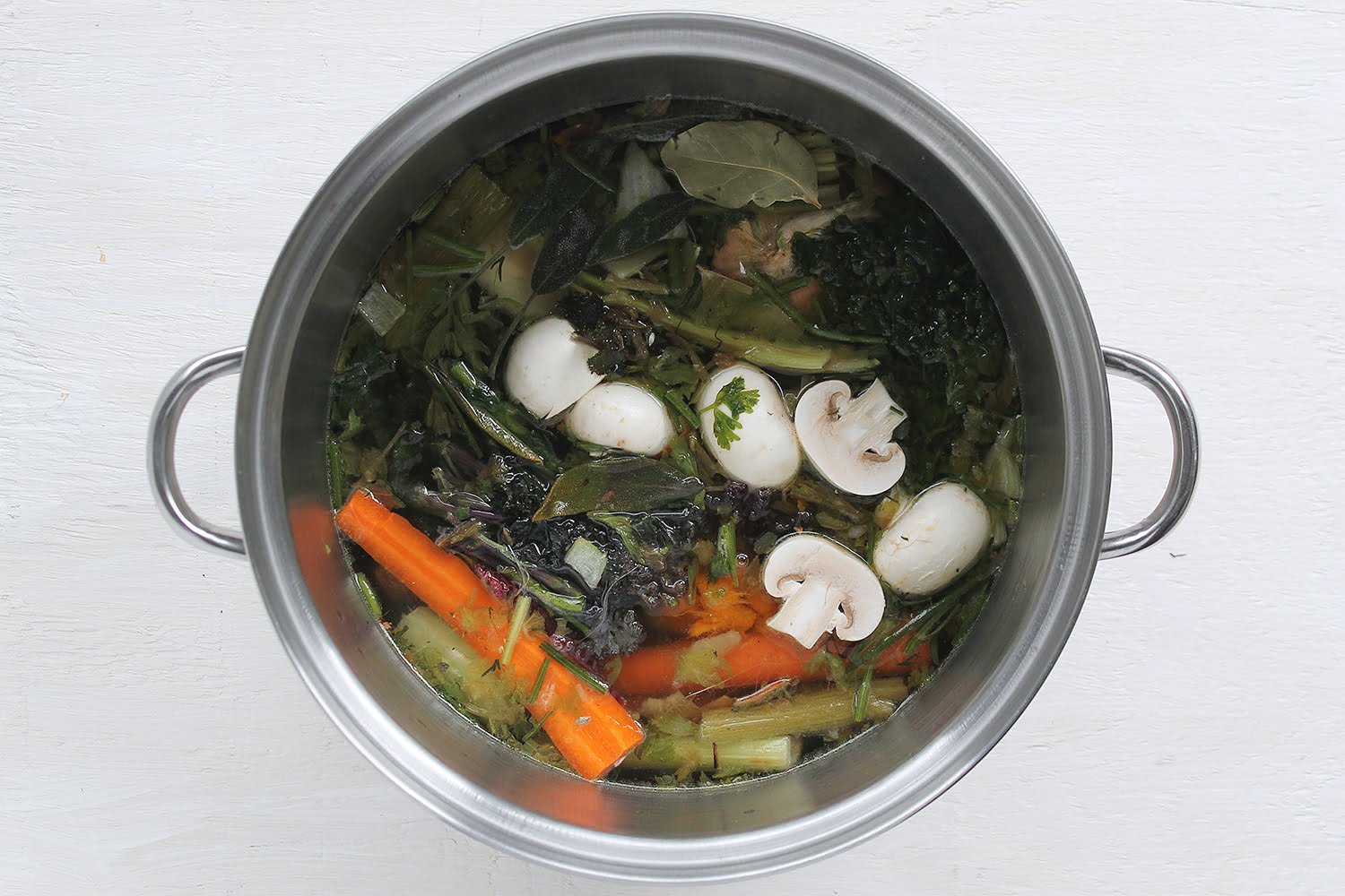 How to Make Vegetable Broth | Spud.ca