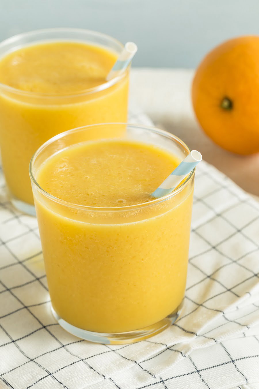 How to Make a Delicious Orange Creamsicle Smoothie #vegan