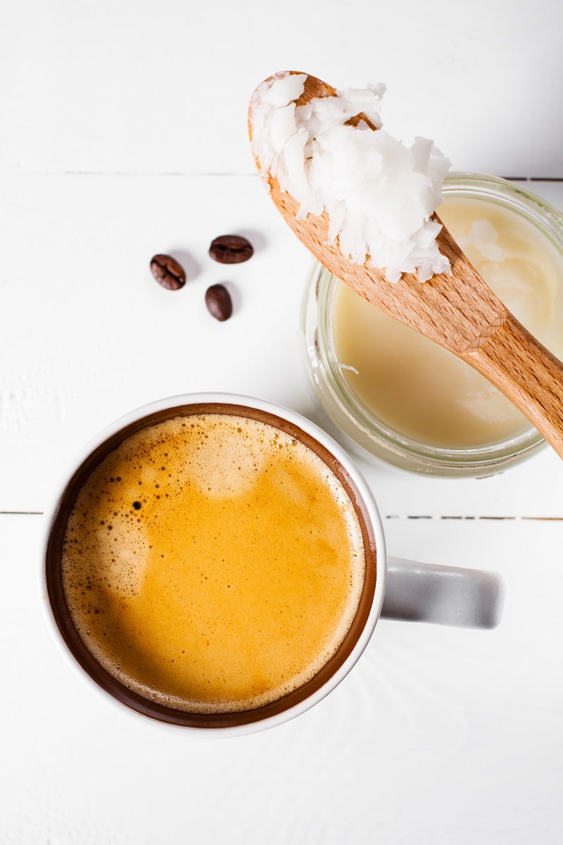 How to make a creamy vegan ketogenic coffee - full of healthy fats! #coffee #keto 