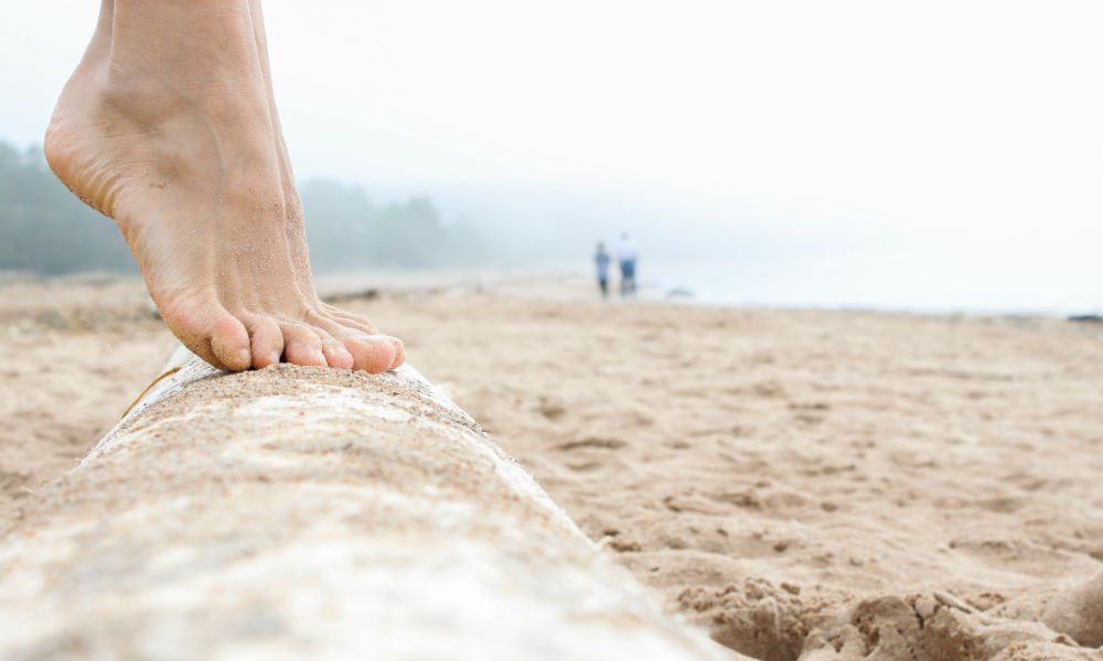 DIY FOOT SCRUBS & SOAKS TO GET YOUR FEET READY FOR SUMMER