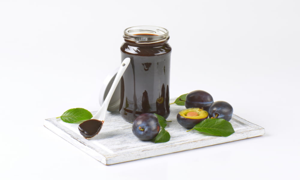 4 INCREDIBLE HEALTH REASONS TO MAKE THIS PLUM BUTTER RECIPE
