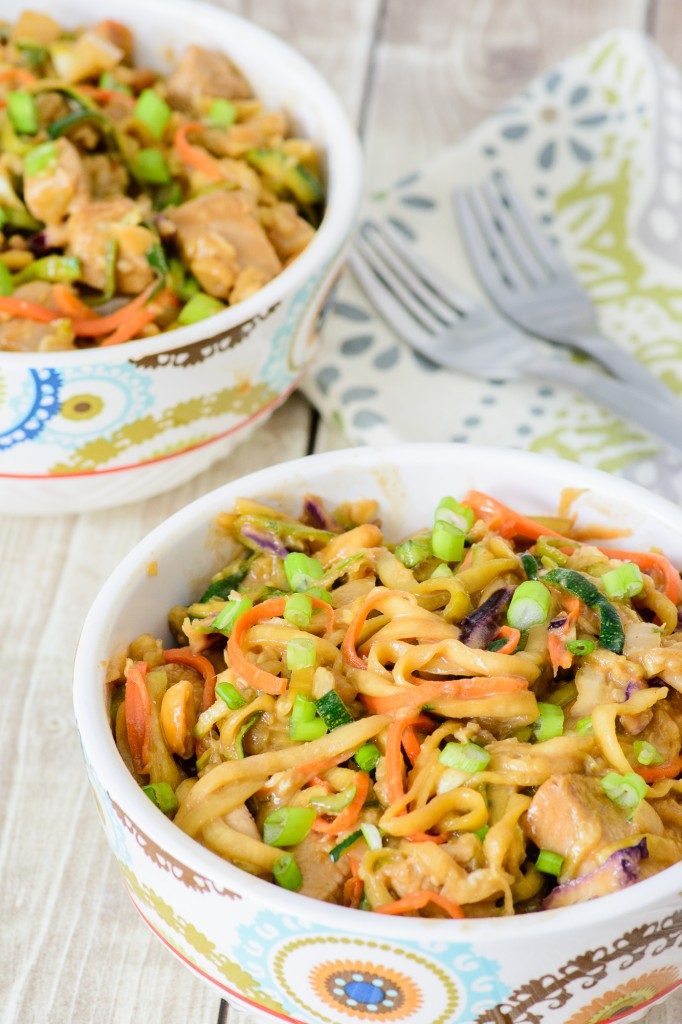 zoodle-peanut-chicken