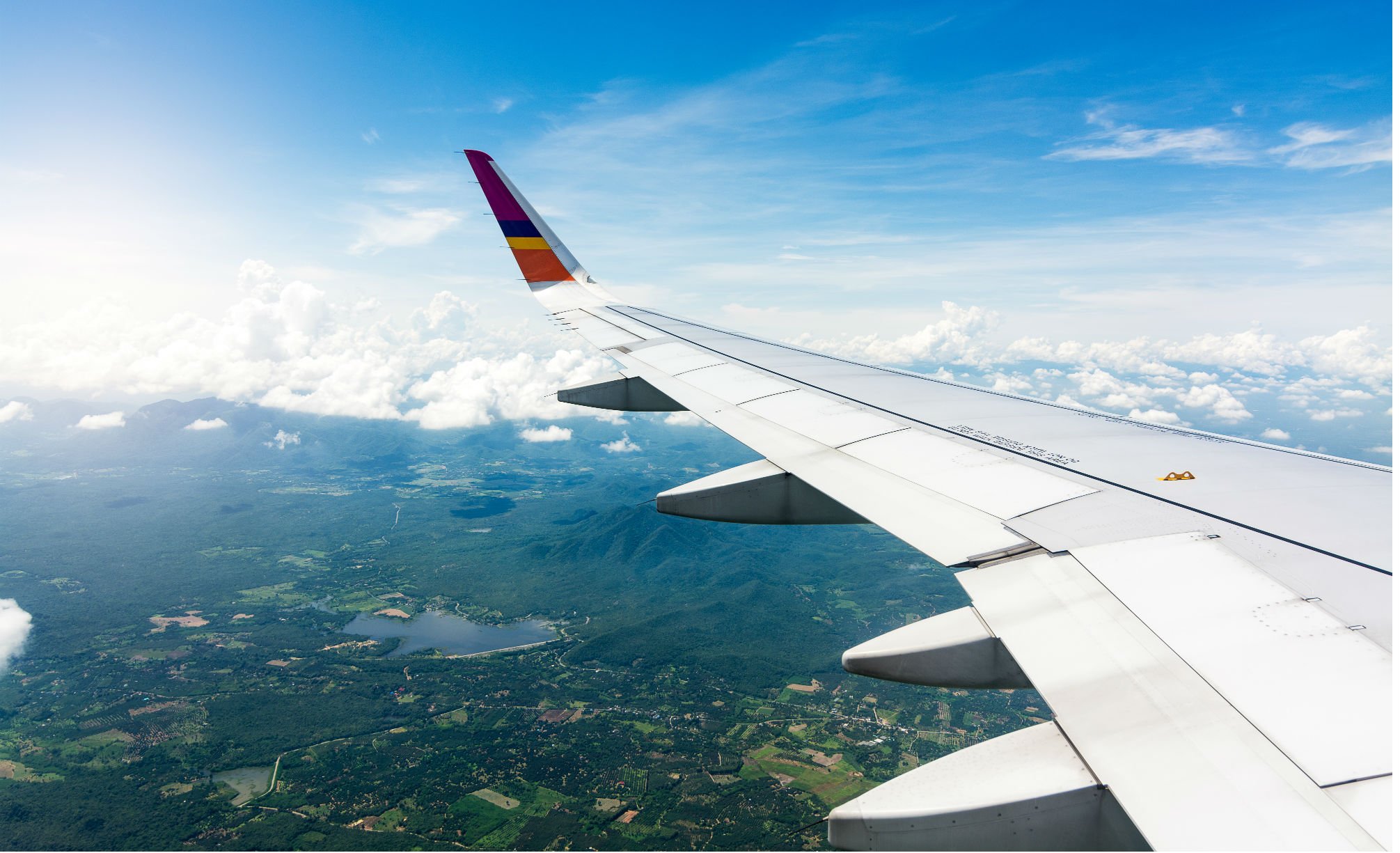 5 GREEN TRAVEL TIPS FOR SUSTAINABLE TOURISM