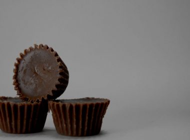 almond butter cups