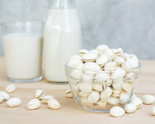How To Make Vegan Pistachio Milk