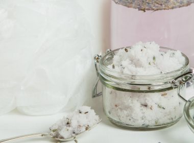 DIY dry shampoo