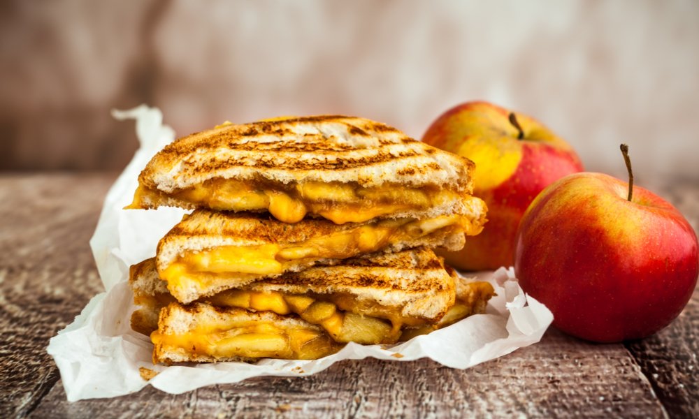APPLE GRILLED CHEESE MAKES A GOOD THING EVEN BETTER