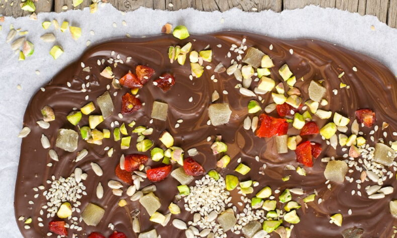 How to Make Superfood Chocolate bark | Spud.ca