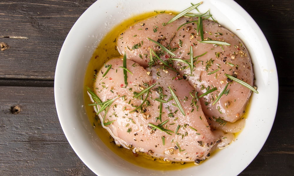 5 TASTY CHICKEN MARINADES TO MIX UP YOUR DINNER ROUTINE