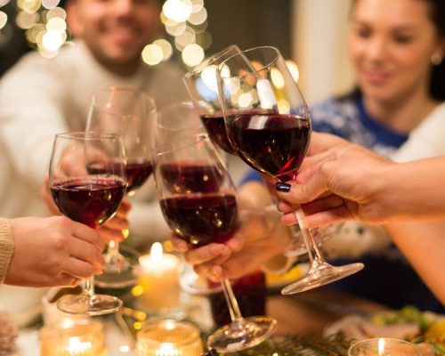 5 Wine Pairings With Turkey Dinner