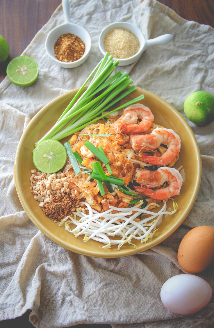 tasty spaghetti squash pad thai 