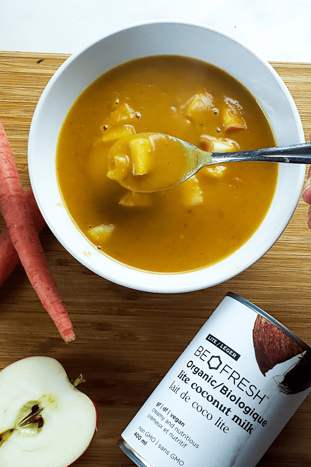 coconut curried apple and carrot soup