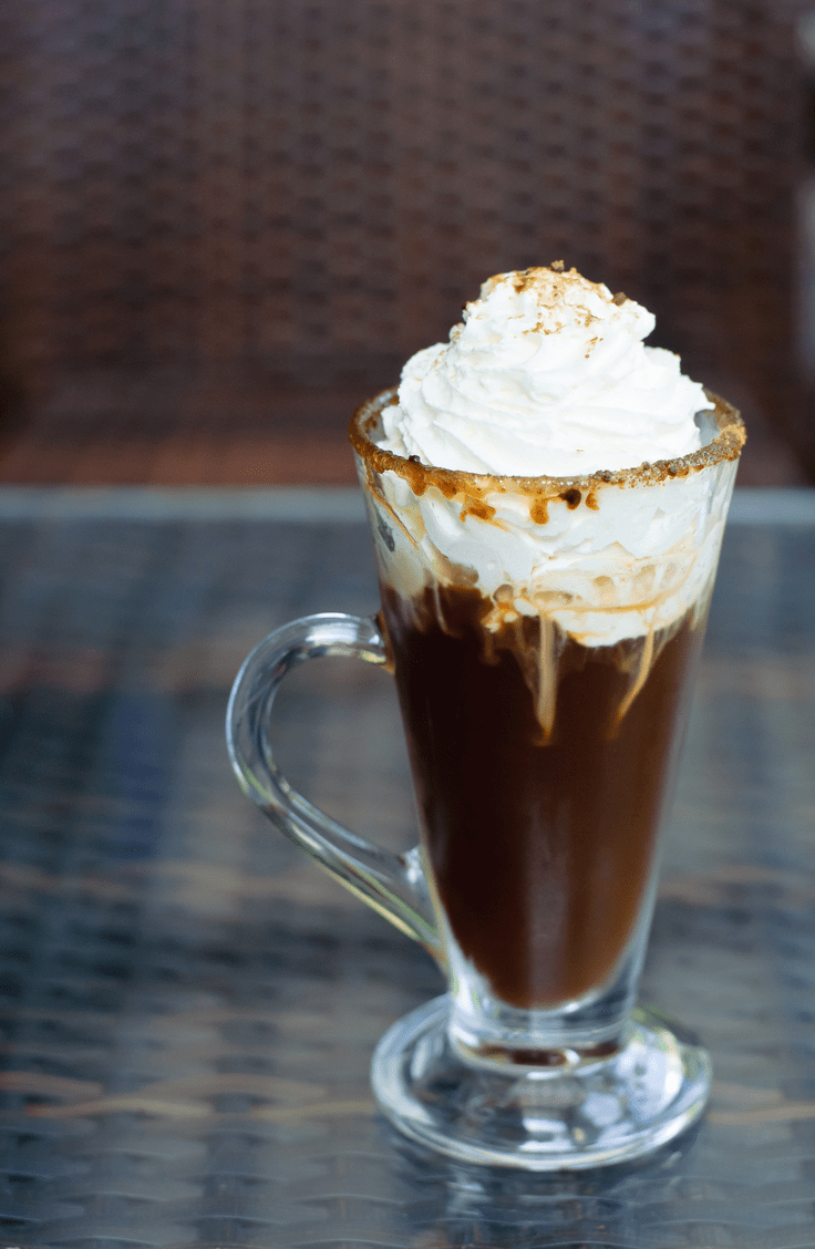 irish coffee cocktail