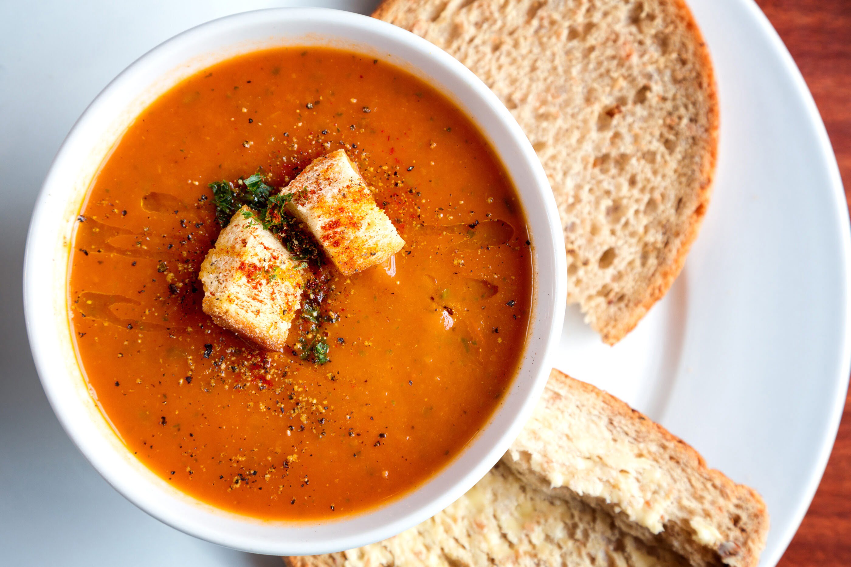 tomato soup with grilled cheese croutons