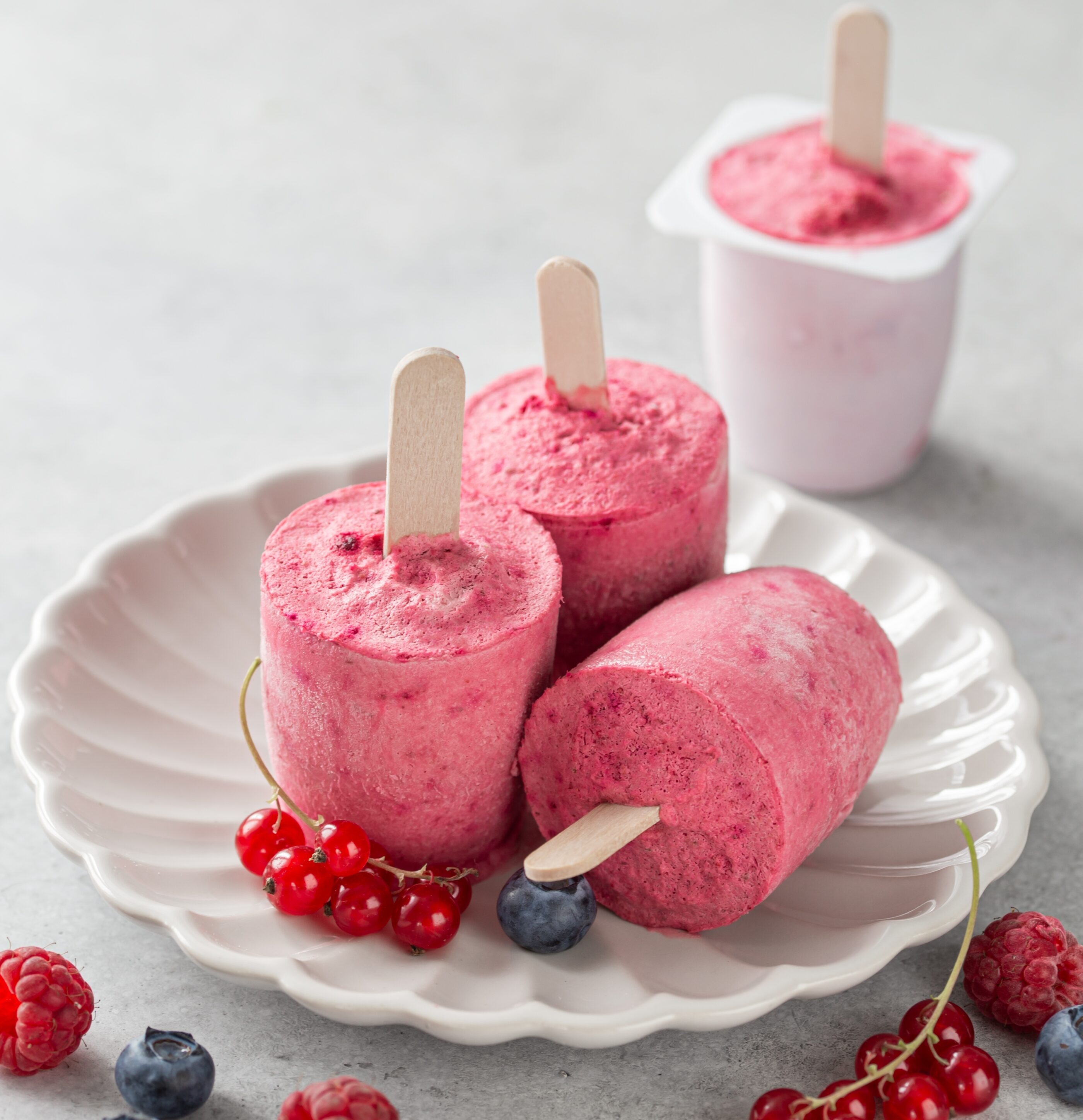 make-ahead fruit popsicles